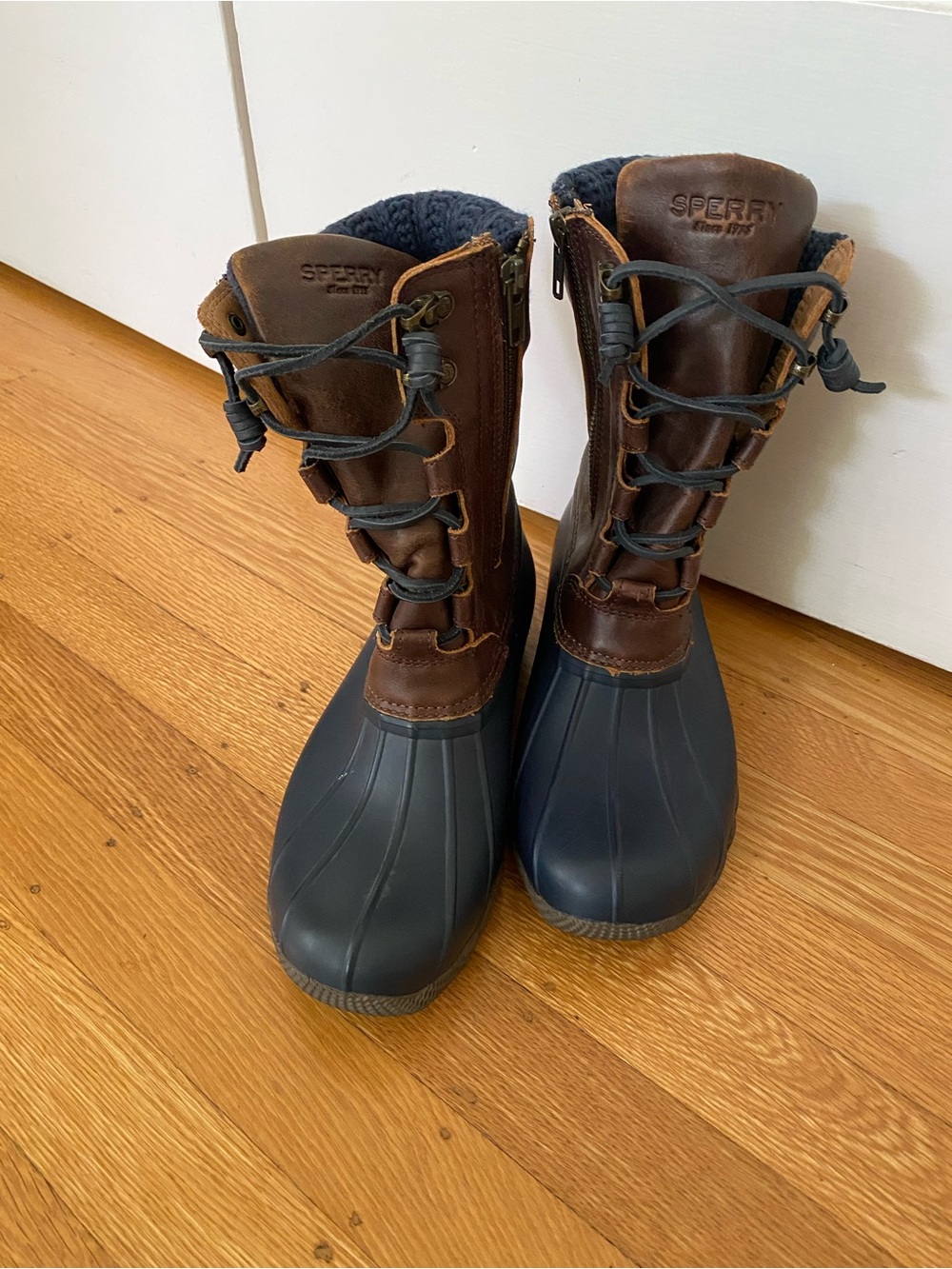 Sperry Women’s Waterproof Duck Boots Brown Navy Leather Knit Size 7